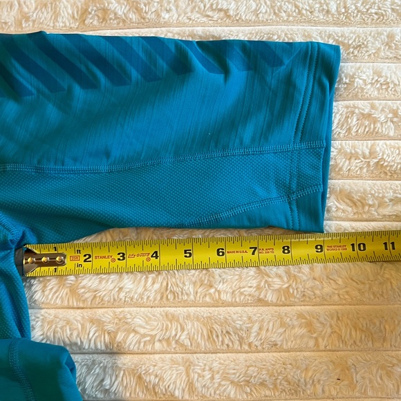 Nike Pro mock neck compression shirt - Picture 6 of 8